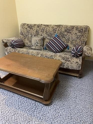 Klassik üslubda oturma dəsti Rumınyanındi təzədi evdə yaşanmayıb ona