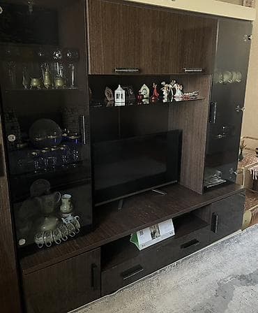 mebel evi: Düz TV altlığı, Polkalı, Laminat — 2