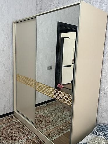 qab: 2 qapılı, Güzgülü, Bej, Kupe, Düz dolab — 3