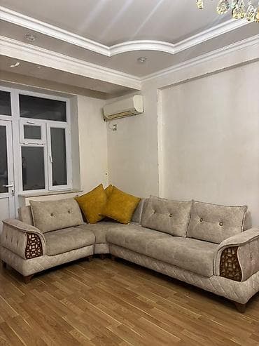 divan: L formalı künc divanı - Rəng: açıq bej (xardal-sarı dekor yastıqlar — 3