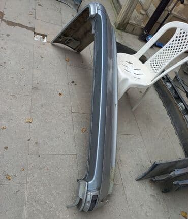 w202 bufer satilir: Arxa, Mercedes-Benz 4 GÖZ, 2001 il, Almaniya, Ünvandan götürmə — 2