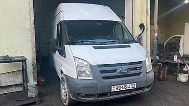 Ford Transit yükdaşıma xidməti - Yüksək tavanlı, uzun kuzovlu Ford