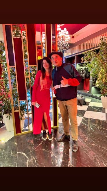 Продавцы-консультанты: Madel İş axtariram Mağazada paltar reklami ederem canlı acib Boy 168 — 5