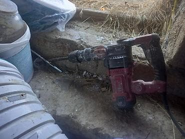 qazma baltaları: Ağır işlər üçün SDS-plus/perforator tipli elektrikli dəlikdelmə və — 5