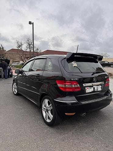 ağ 07 sekilleri: Mercedes-Benz B 170: 1.7 l | 2008 il Hetçbek — 2