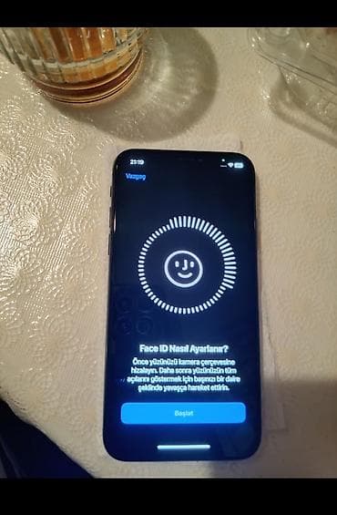 x ayfon: IPhone X — 4