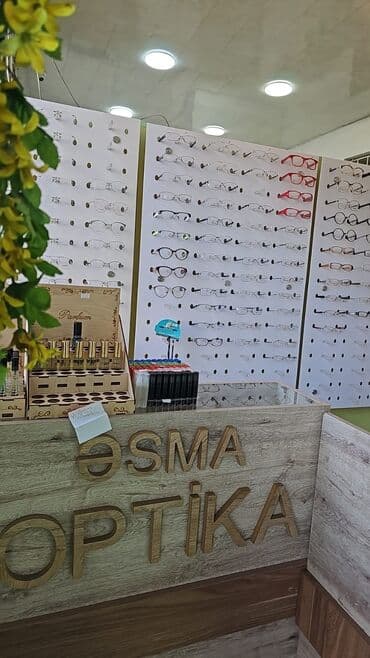 kirayə avtoyuma: Satılır.Aptek və optik mərkəz Təsvir: - Şəhər küçəsinə çıxışı olan — 8