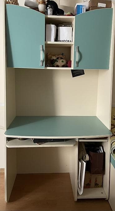 Kompüter masası, İşlənmiş, Açılmayan, MDF, Künc masa