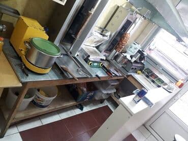 ist petrol tbilisi prospekti: Elimlər metrosunun yaxınlığında yol kənarı,sahəsi 10 kv/m — 3