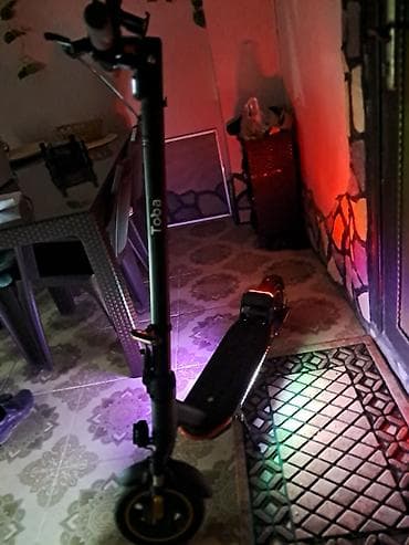 mopedlər elekdirikli: Elektrikli skuter – Toga T03P Xüsusiyyətlər: - Güclü ön LED fənər və — 5