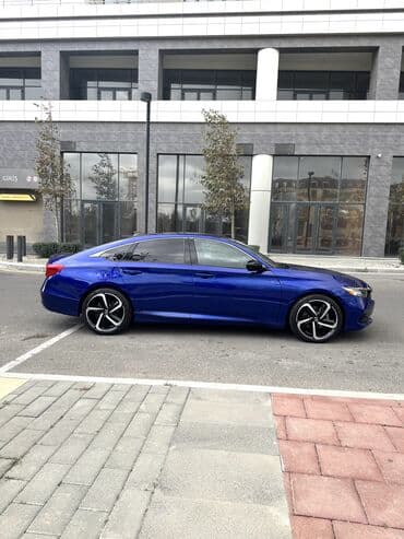 авто купить бу: Honda Accord: 2 л | Седан — 3