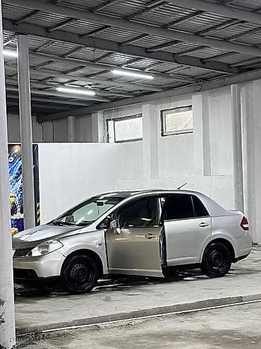 avtomobil azerbaycan: Minik avtomobili, 4 Oturacaq — 1