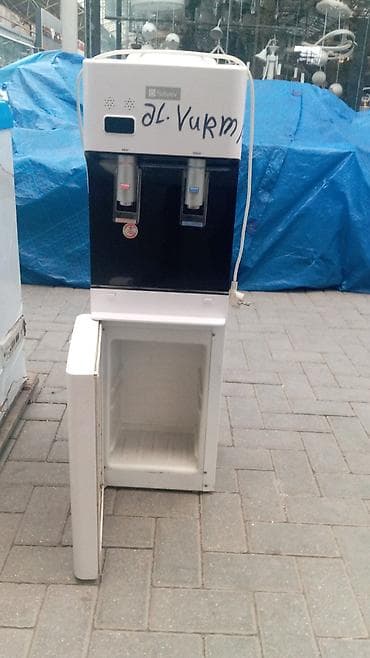 Dispenser Silver, Döşəməüstü, Su isitmə ilə