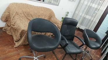 Salon kresloları satılır. Qiyməti 450 manat. Hamısı birlikde. Ünvan lalafo.az -da Salon kresloları satılır. Qiyməti 450 manat. Hamısı birlikde. Ünvan