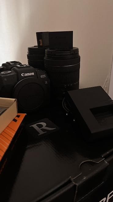 macbook çanta: Canon EOS RP – RF 24-105mm F4-7.1 IS STM Kit komplekti Paketdə: - — 3