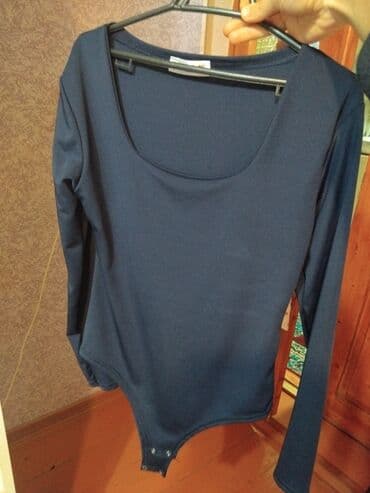 Təptəzədir. Heç geyinilməyib.Qadın bodisi – tünd göy rəngdə, uzunqol lalafo.az -da Təptəzədir. Heç geyinilməyib.Qadın bodisi – tünd göy rəngdə, uzunqol