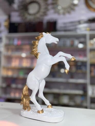 heykel: At suvenir Diqqət Çatdırılma bir gün ərzində rayonlar daxil — 1