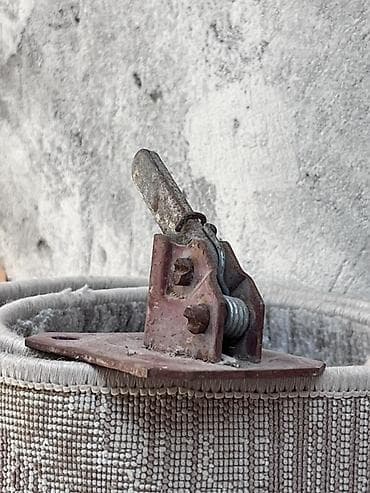 qəlib satışı: 🔧 Satılır: Qəlib sıxma kilidləri (yaylı sıxac) Beton işləri üçün — 3