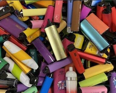 Elektron siqaretlər – rəngarəng korpuslarda müxtəlif model və dad