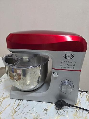 masa kafe: Peşəkar çörəkbişirmə və qənnadı avadanlıqları dəsti Tərkib: - Vitrin — 1