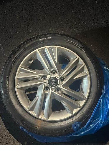 sinilər: İşlənmiş Disk təkər Hyundai 205 / 55 / R 16, 5 Boltlu — 2