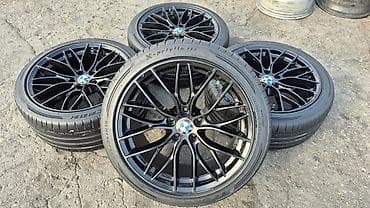 BMW üçün 4 ədəd orijinal üslubda qara çoxşüalı disklər və təkər — 1