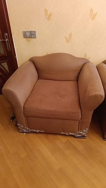 Qonaq otağı üçün yumşaq mebel dəsti - Tərkibi: 1 ədəd 3-yerlik divan lalafo.az -da Qonaq otağı üçün yumşaq mebel dəsti - Tərkibi: 1 ədəd 3-yerlik divan