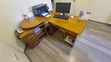 Ofis mebeli çox yaxşı vəziyyətdədir. Ofisi yenilədiyimiz ücün çox