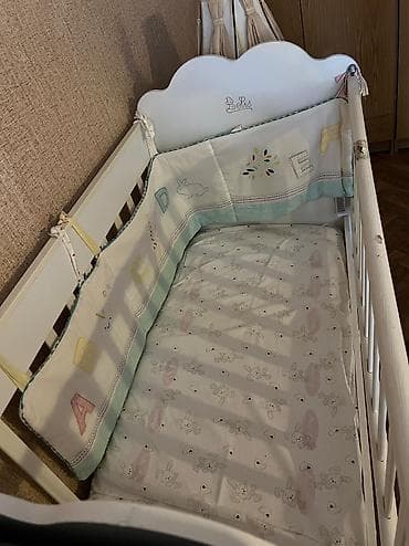 🛏️ Детская кроватка (манеж) с ящиками — 50 манат Продаётся детская