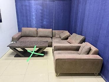 Divan kreslo dəsti satılır 280₼. Problemi yoxdur. Qiymət sondur. Ünvan — 1