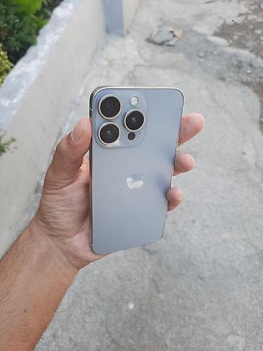 8: IPhone X, 256 GB, Desert Titanium, Face ID — 4
