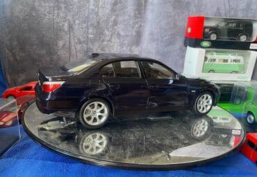 metbex tavan modelleri: Коллекционная модель BMW 545i E60 dark blue 2008 KYOSHO Scale 1:18 — 8