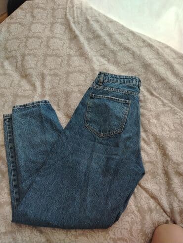 kapüşonlu cins kişi gödəkçəsi: Klassik mavi cins şalvar - Model: düz kəsim (straight), orta bel - — 1