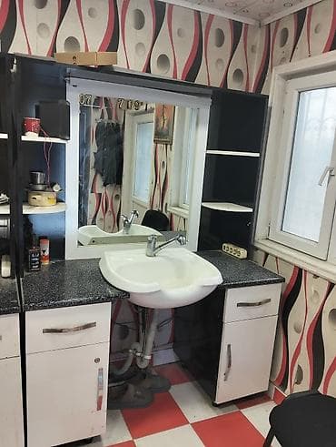 tibbi avadanliqlar az: ENDİRİM OLACAQ ✅✅Salon üçün yuyucu lavabolu iş stolu və güzgü dəsti - — 1