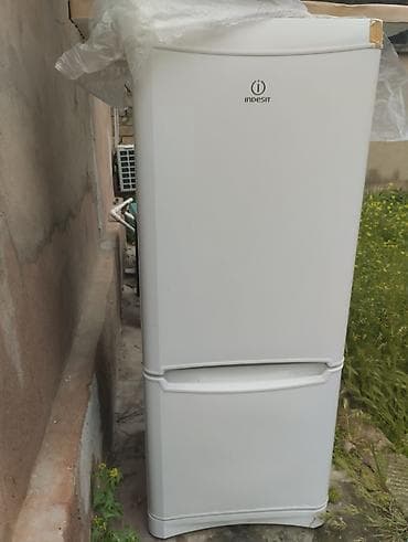Mətbəx texnikası: 2 qapılı Indesit Soyuducu Satılır, rəng - Ağ — 1
