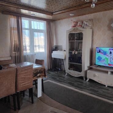 5 mkr satilan evler: 4 otaqlı, 220 kv. m, Kredit var, Orta təmir — 7