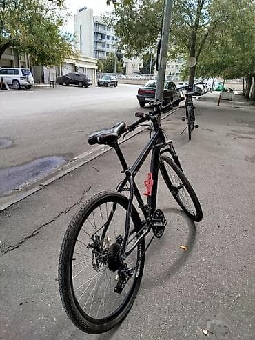 İdman velosipedləri: Şəhər/trek hibrid velosiped - Rəng: qara, qırmızı detallı (qablıq — 4