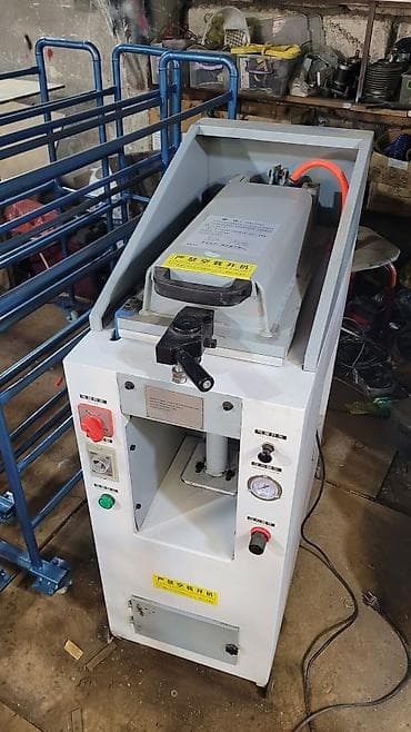 istehsal avadanlıqları: Aşağıdakı avadanlıqlar satılır: 1) Termoforminq/Preslə formalaşdırma — 3