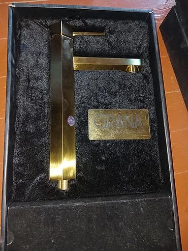 malyutka smes: Grana zavodunun kranları yüksək keyfiyyətli paslanmayan metal sayları — 10