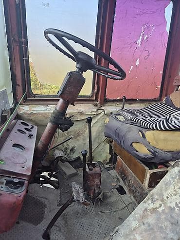 salam avto: Vladimirəs MTZ tipli kiçik traktor - Dizel mühərrik, yan əvəldə — 3