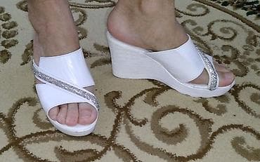 izabel ayaqqabı instagram: Ağ rəngli qadın sandaletləri – platformalı - Model: Açıq burunlu — 4