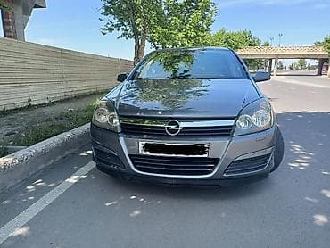 Opel Astra H – 5 qapılı hetçbek - Kuzov: Hetçbek, boz/metalik rəng -