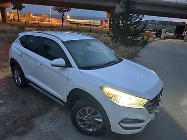 Hyundai Tucson: 1.6 l | 2017 il Ofrouder/SUV — 9