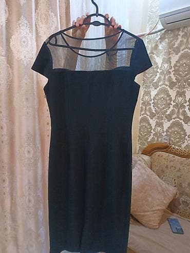 gullu paltar modelleri: Qadın geyimi – qara rəngli kokteyl/ziyafət donu - Model: Düz kəsimli — 4