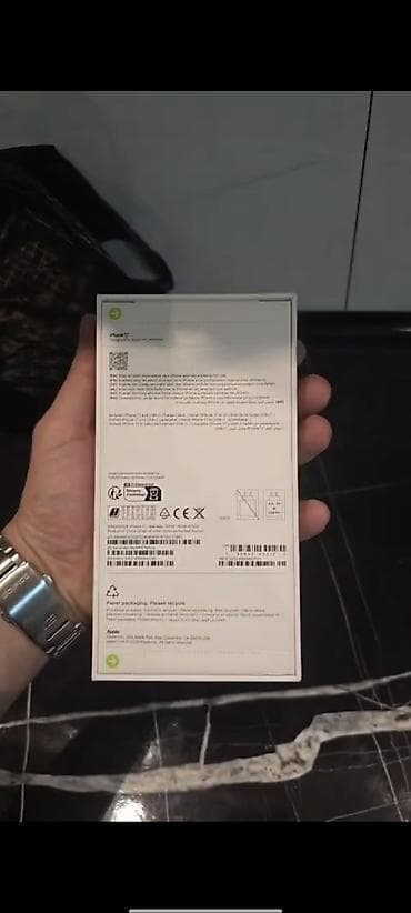 plastation 4 pro: IPhone 17, 256 GB — 2