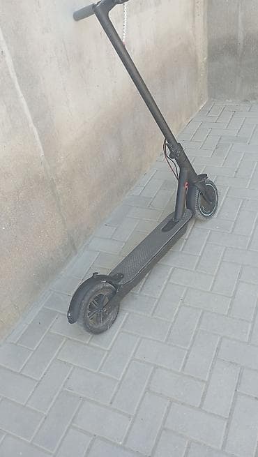 Salam elektirkli sukuter dir max surət 30 dur işlek vəzyetde sadece on — 2
