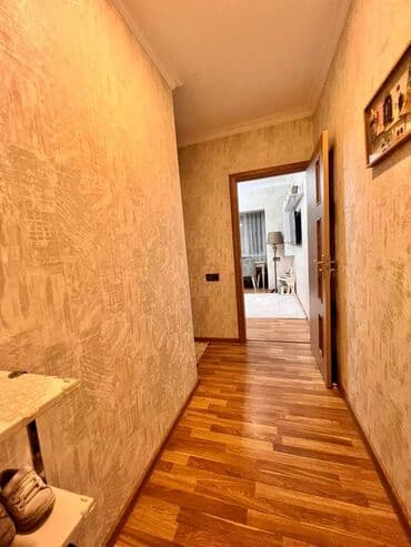 xacmazda satilan evler: Bakı, 2 otaqlı, Köhnə tikili, m. Həzi Aslanov, 45 kv. m — 20