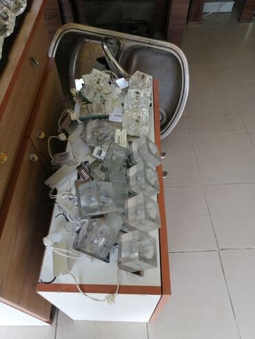 spot isiqlar qiymeti: Stoplar bahali firmadi — 2