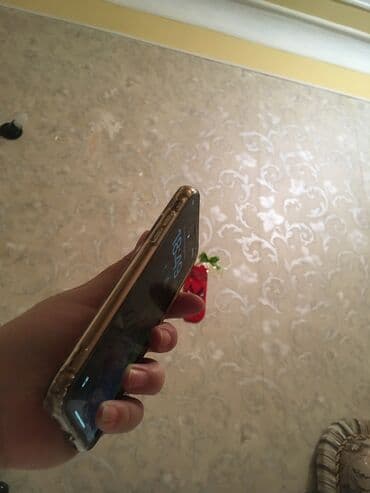 Stəkanlar: IPhone Xs, 64 GB — 2