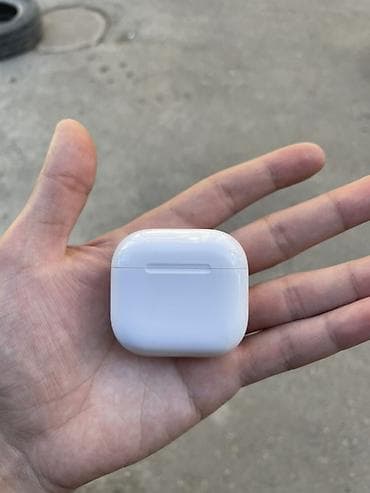 İşlənmiş Simsiz (Bluetooth) Qulaqcıqlar, Apple, rəng - Ağ